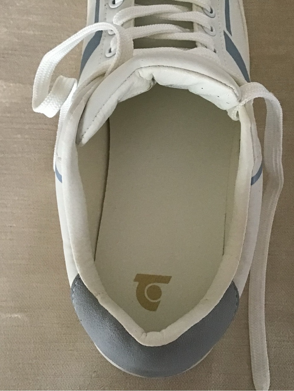 Tretorn White and Light Blue Low-Top Sneakers - Picture 8 of 9